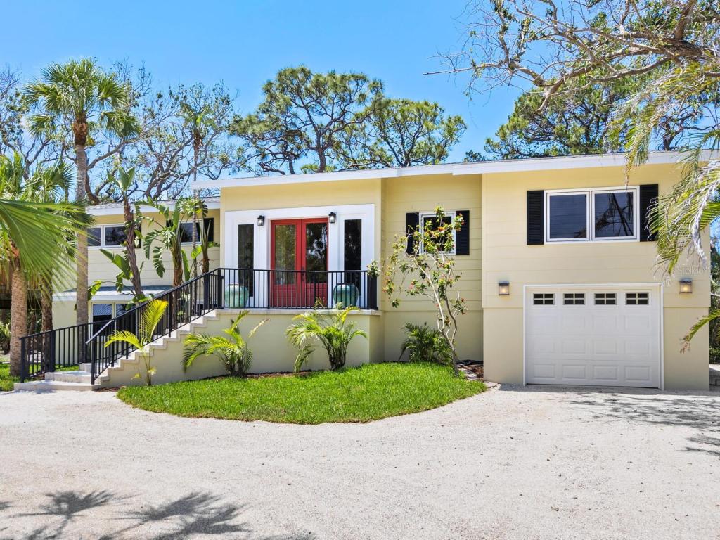 7320 Melaleuca Way — sold property photo